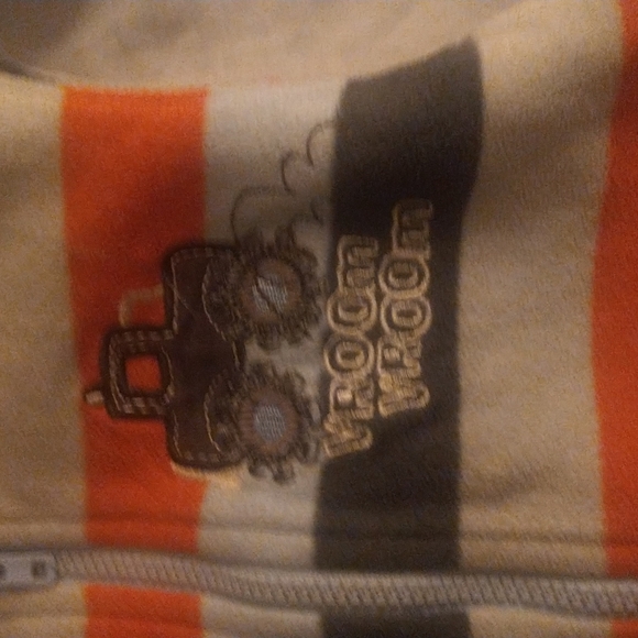 Carter's 24 Month one piece pajamas - Picture 3 of 11